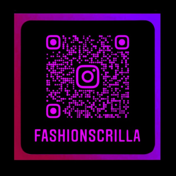 Dolce & Gabbana Vintage Logo Medallion Mini Skirt - Picture 8 of 9